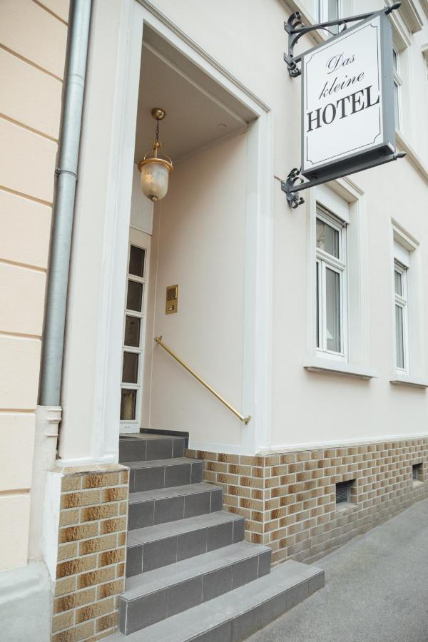 Das Kleine Hotel In Ruhiger Stadtlage วิสบาเดน ภายนอก รูปภาพ
